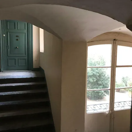 Apartment Cloitre Des Capucins